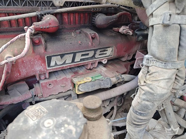 2020-mack-anthem-t/a-wet-kit-day-cab-truck-tractor-image-10