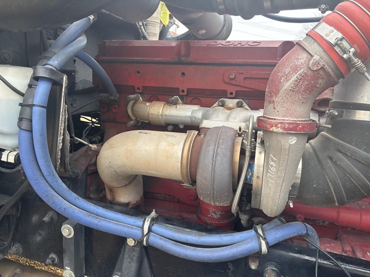 2006-peterbilt-379-image-25