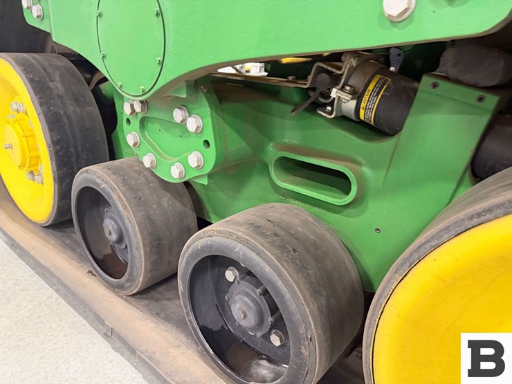 2021-john-deere-9620rx-image-37