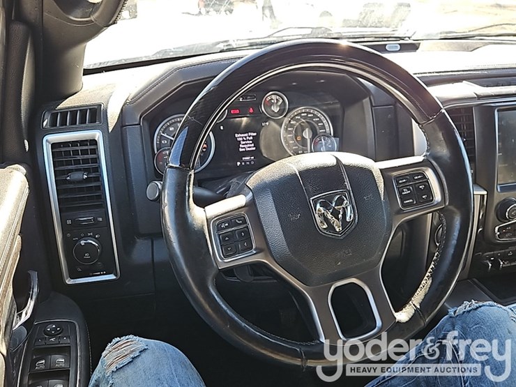 2016-dodge-ram-1500-image-26