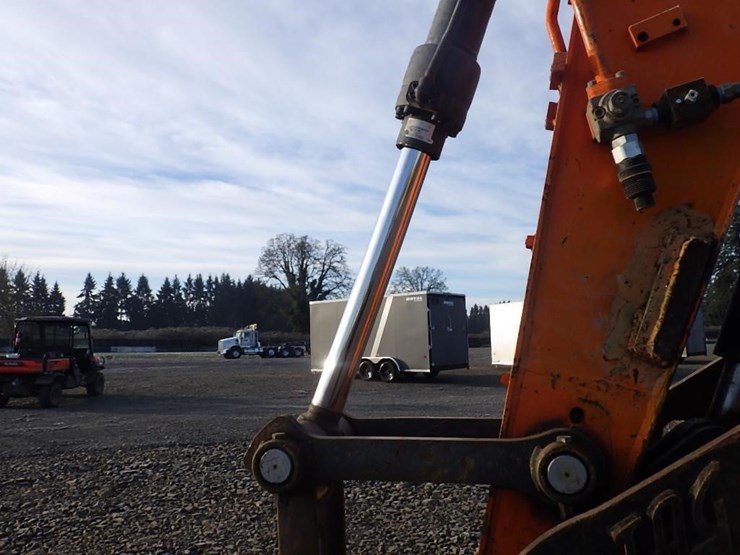 doosan-dx140-lc-5-image-11