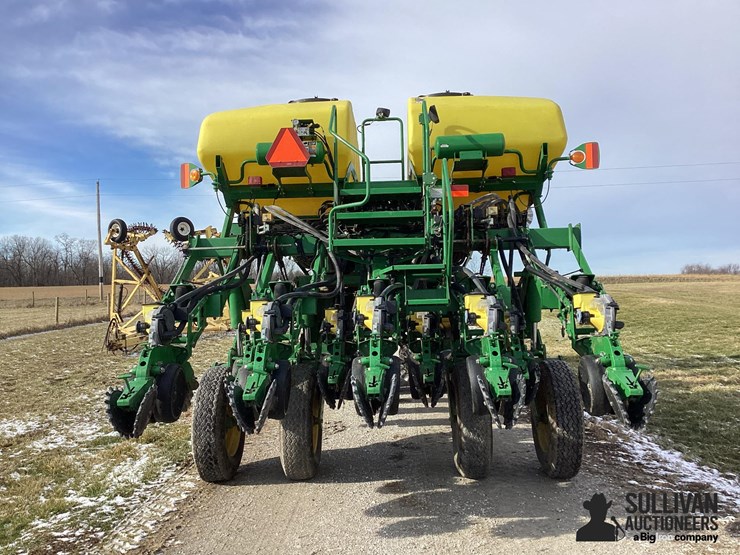 2011-john-deere-1790-image-6