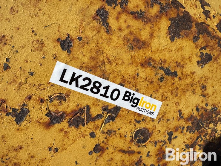 cat-bolt-on-cutting-edge-&-hyd-cylinder-image-20