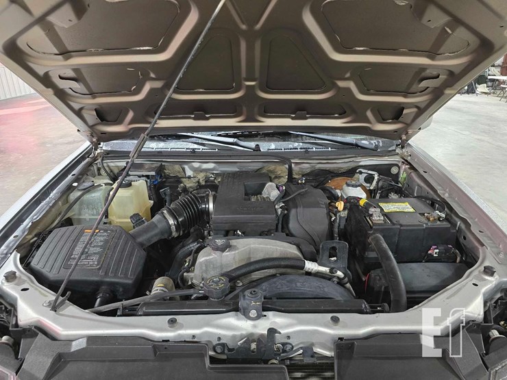 2012-chevrolet-colorado-image-19