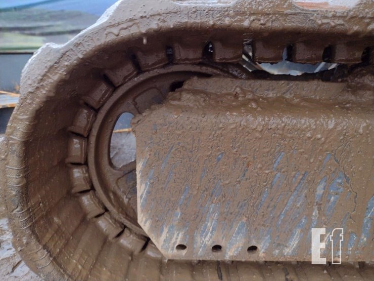 2014-hitachi-zx35u-image-32