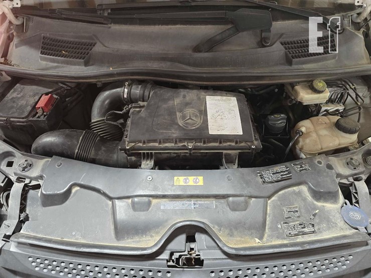 2017-mercedes-benz-metris-image-17