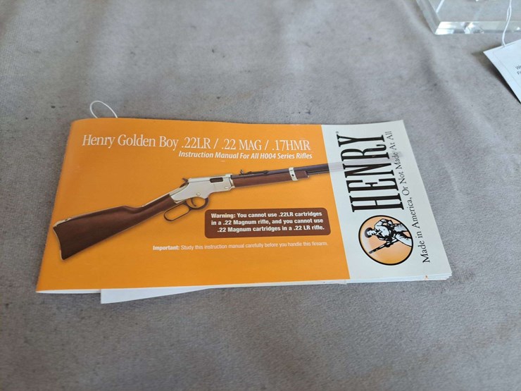 henry-golden-boy-.22-lr-lever-action-rifle-image-2