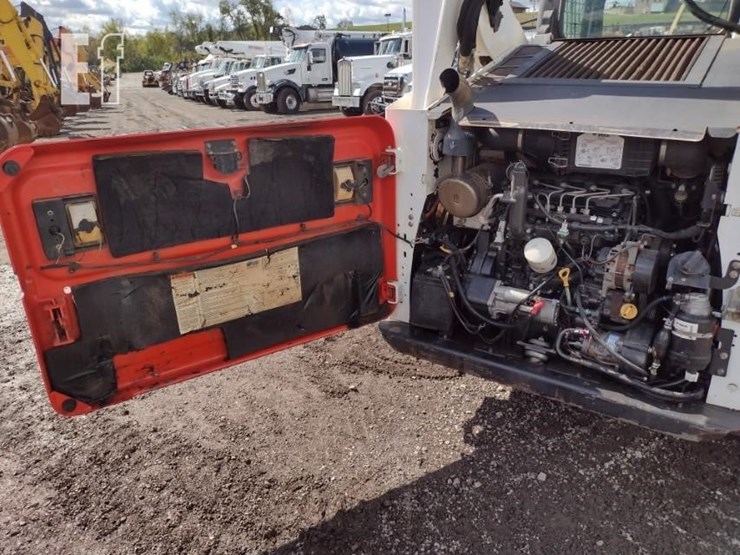 2017-bobcat-t650-image-36