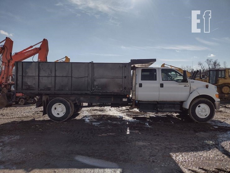 15-ford-dump-truck^title^-image-3