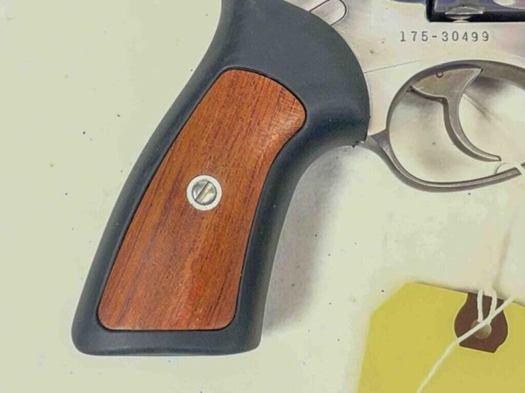 ruger-revolver-image-13