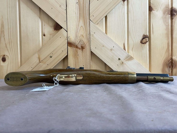 cva-.50-caliber-hawken-percussion-pistol-image-14