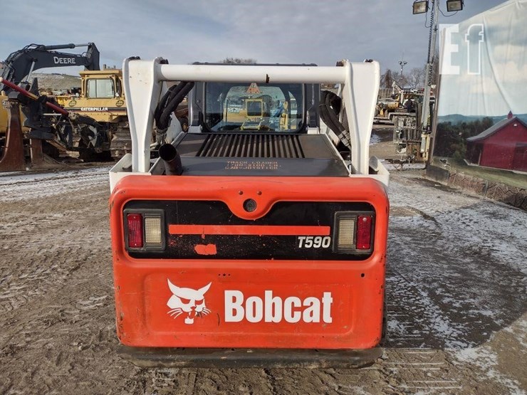 2018-bobcat-t590-image-4