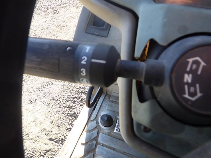 caterpillar-th560b-image-29