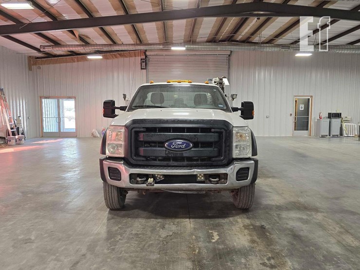 2015-ford-f550-image-7