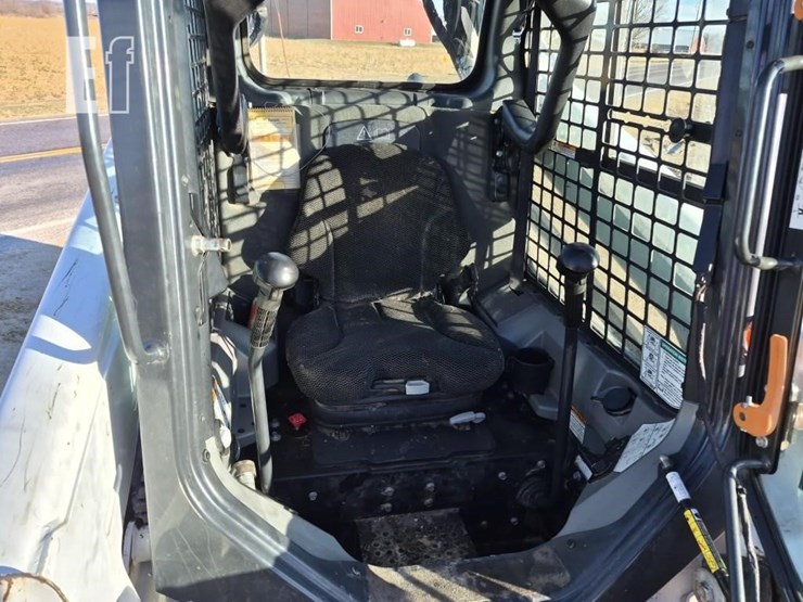 2019-bobcat-s590-image-14