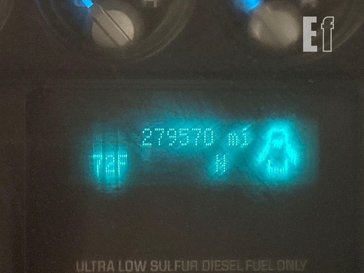 2015-ford-f550-image-16