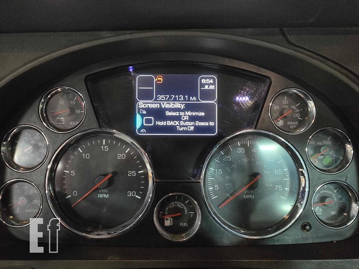 2015-kenworth-t680-image-17