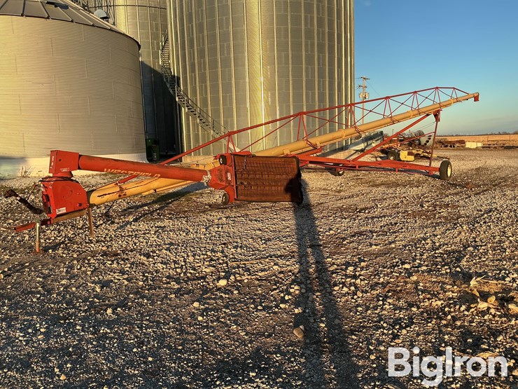 westfield-mk100-91-swing-hopper-auger-image-1