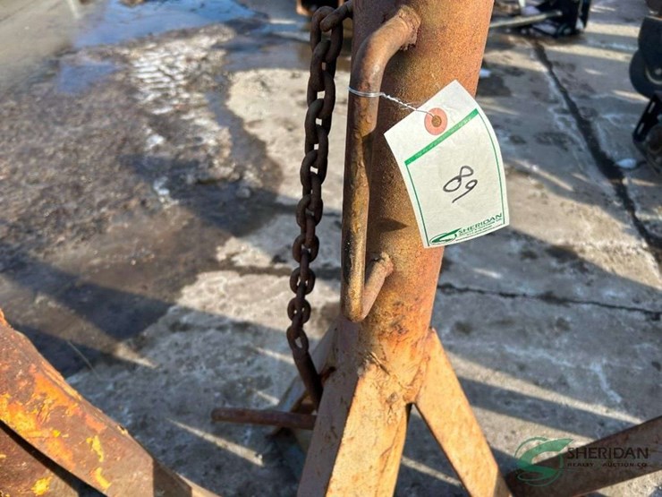 (3)-jack-stands-image-3