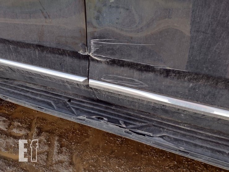 2022-gmc-yukon-slt-image-36