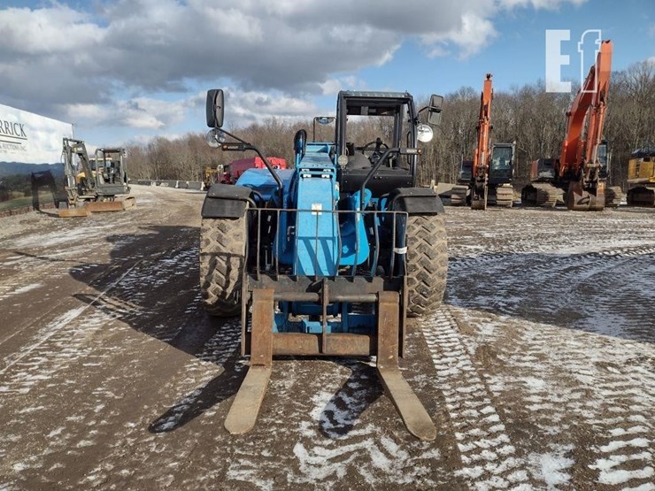 2019-genie-gth1544-image-2