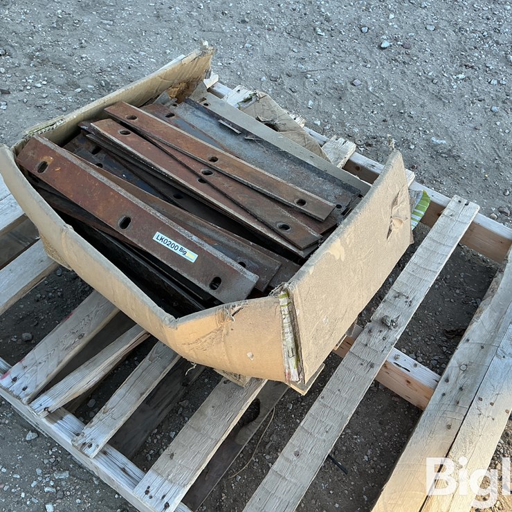 CLAAS Corn Head Chopping Blades & Shields