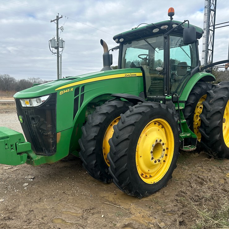 2010 JOHN DEERE 8345R