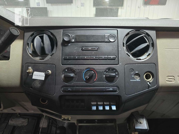 2009-ford-f350-image-13