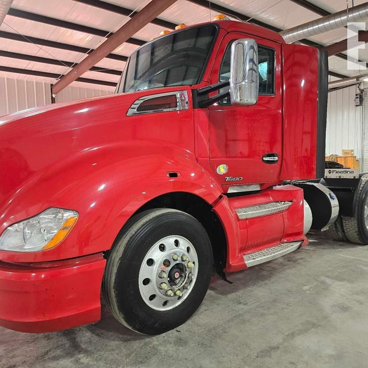 2015 KENWORTH T680