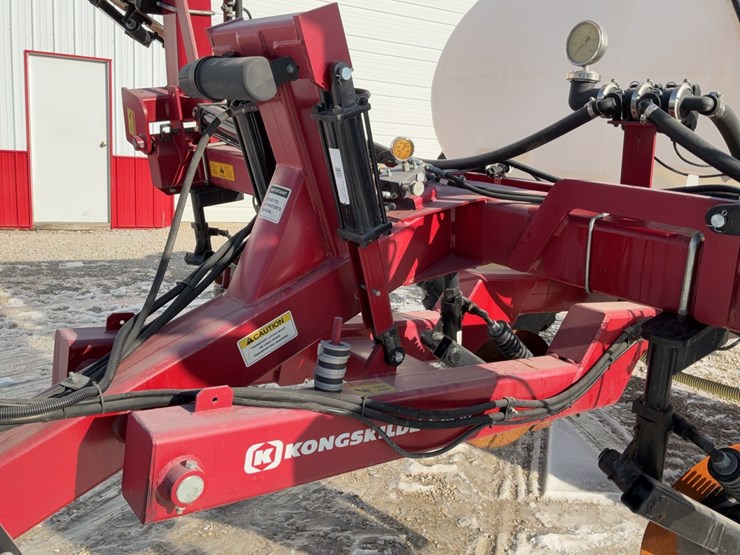 loftness-fs800-fertilizer-spreader-image-56