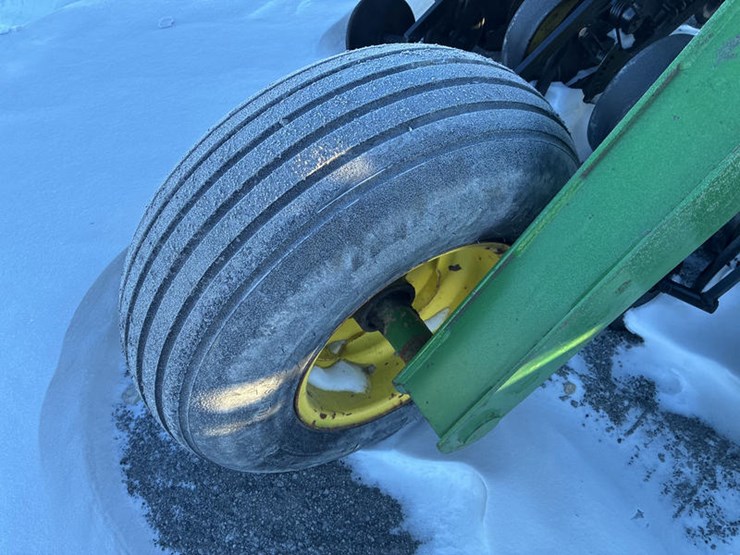 john-deere-750-image-29