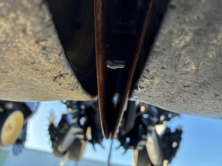 1999-kinze-2500-image-29