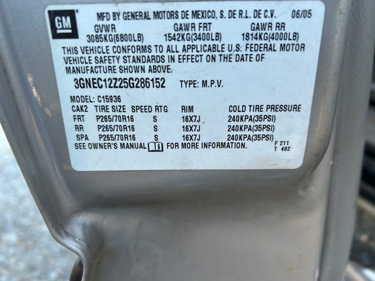 #37855-•-2005-chevrolet-avalanche-4x4-pickup-3gnec12z25g286152-image-16