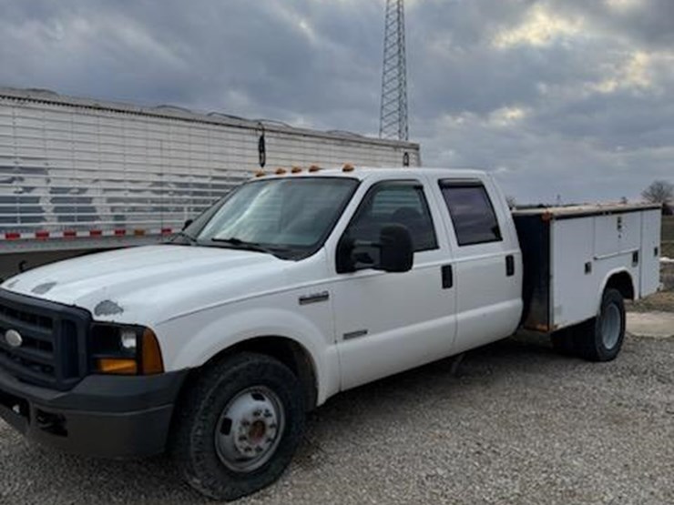 2006-ford-f350-image-1
