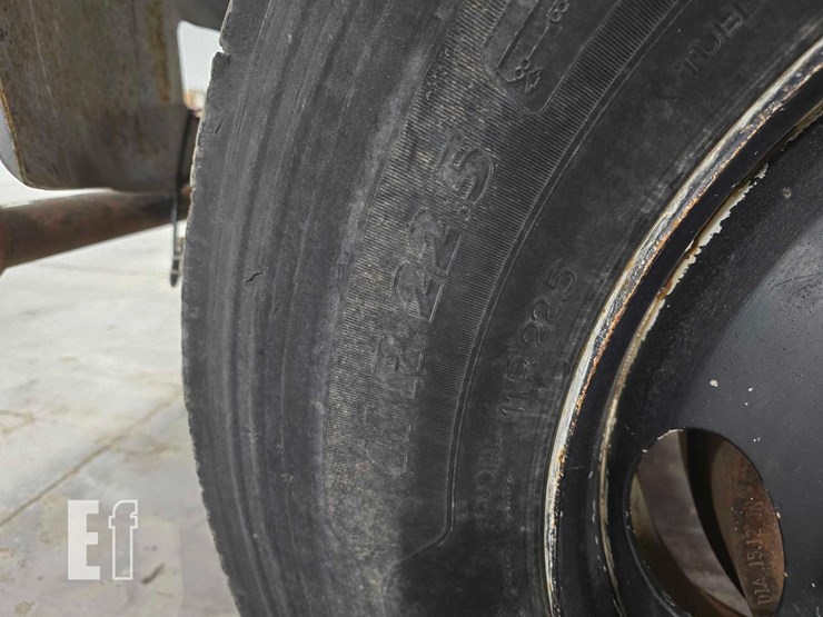 1998-ford-f800-image-22