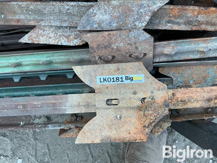 t-posts-&-carrier-rack-image-13