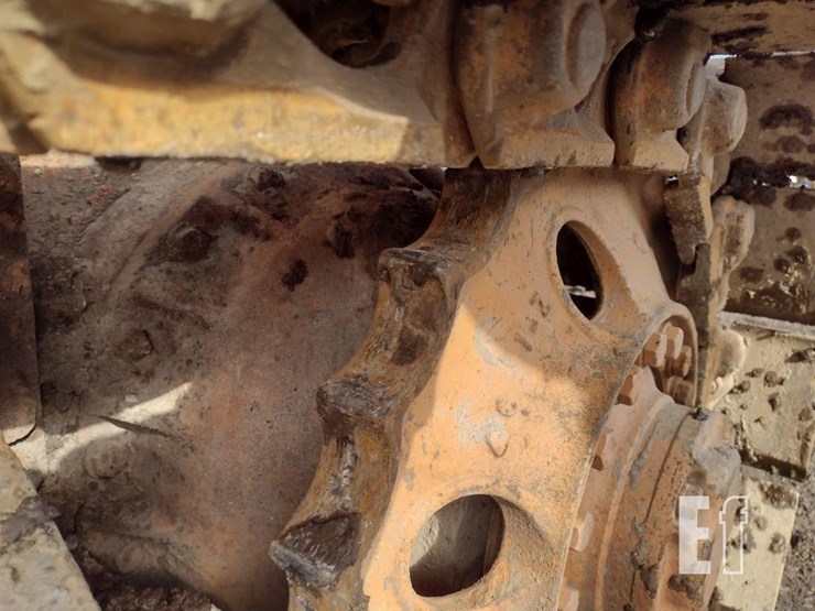 komatsu-d31a-17-image-20