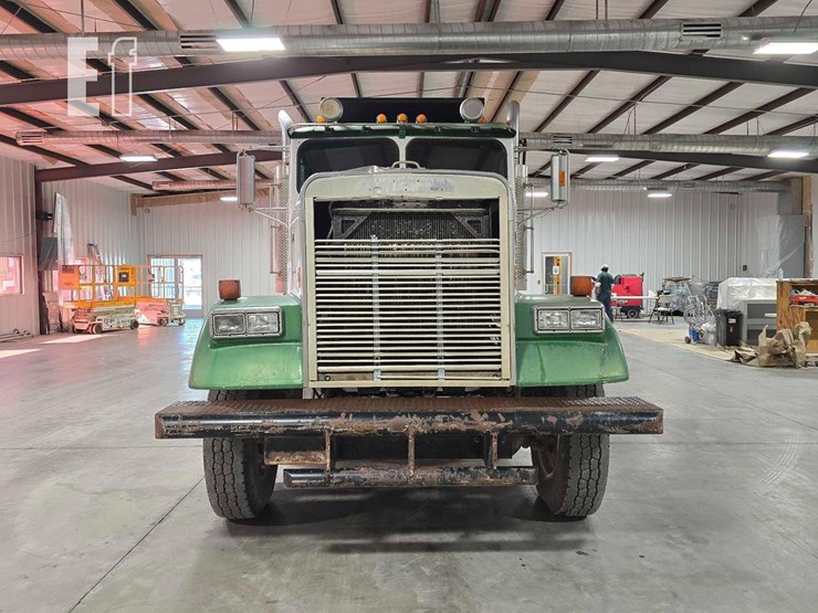 1985-freightliner-6163-image-7