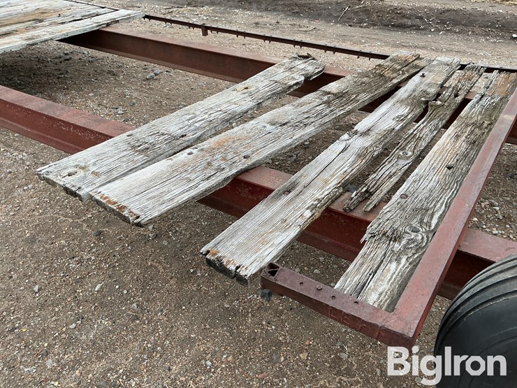 voltzke-20x8-flatbed-farm-trailer-image-12