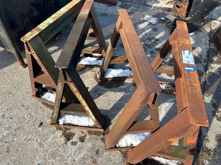 (4)-steel-saw-horses-image-5