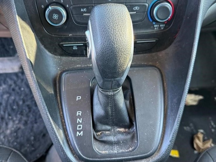 2019-ford-transit-connect-image-14
