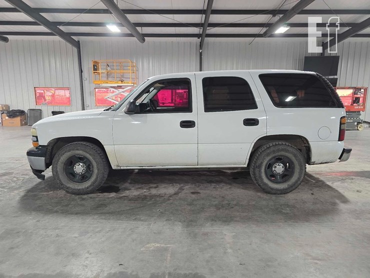 2006-chevrolet-tahoe-image-5