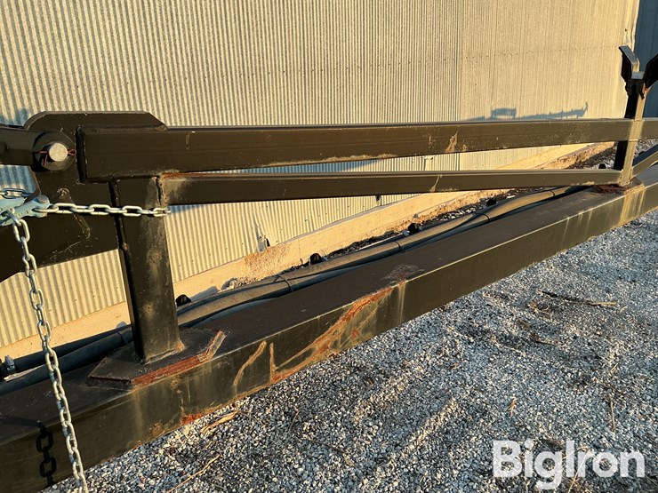 schaben-81’-folding-sprayer-boom-image-20