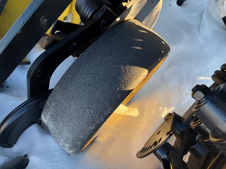 john-deere-750-image-35