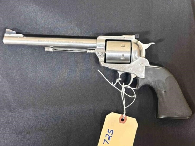 ruger---super-blackhawk-.44-mag-revolver-image-2