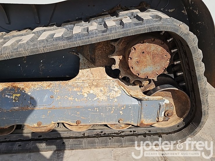 2017-takeuchi-tl12v2-image-16