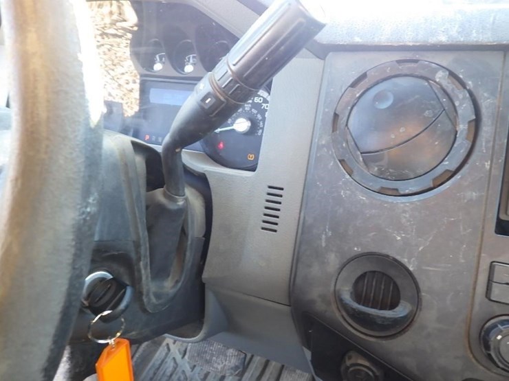 2012-ford-f250-image-24