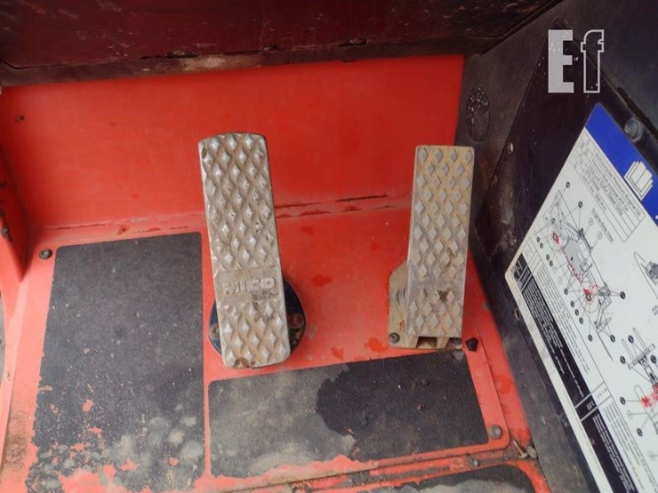 2018-skyjack-sj843th-image-10