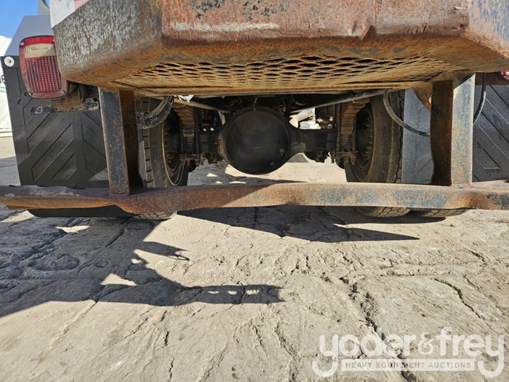 2019-ford-f750-image-18