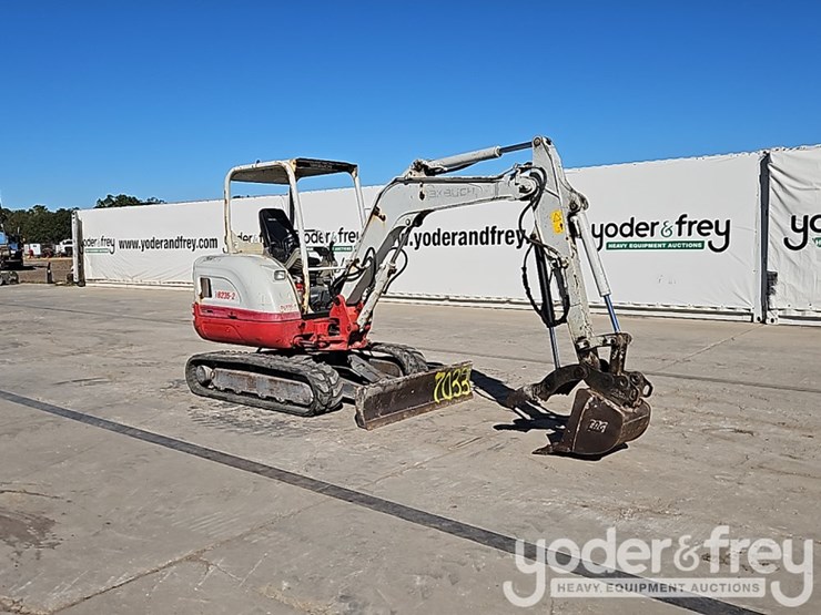 2019-takeuchi-tb235-image-7